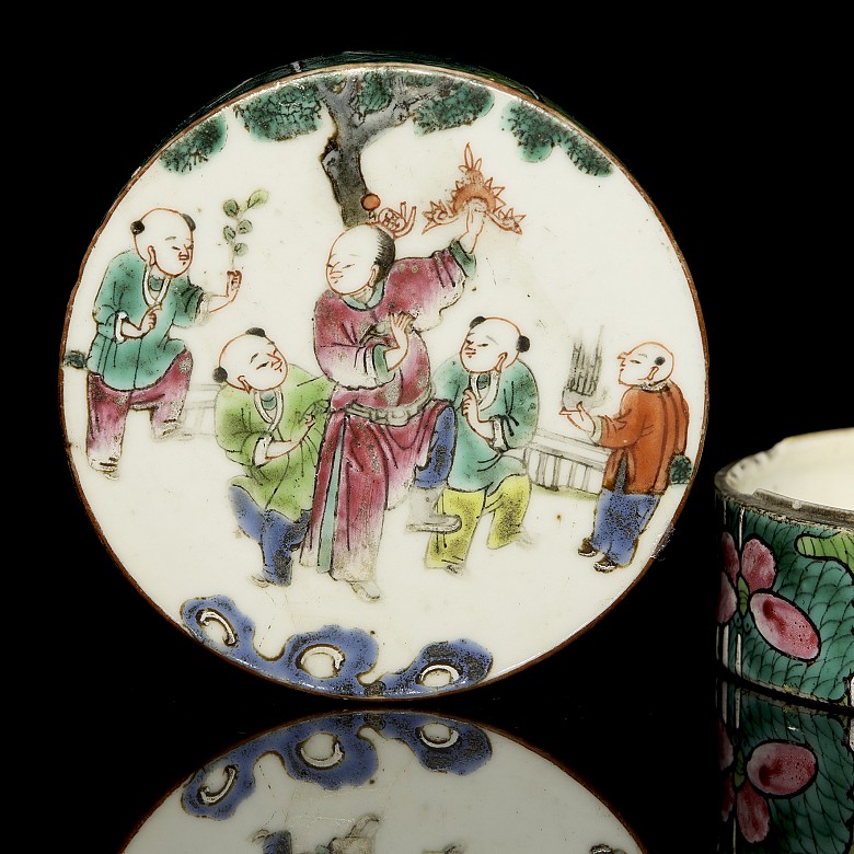 Three pieces of enamelled porcelain, 19th-20th century