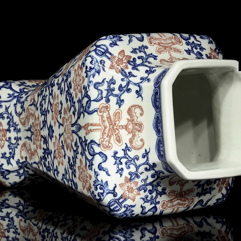 Square vase in blue, red and white, 20th century