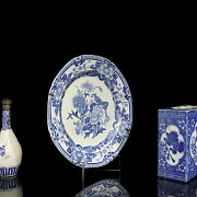 Porcelain set, blue and white, 20th century