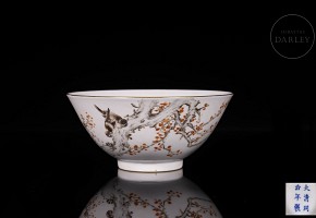 Porcelain bowl ‘Branches, bird and poem’, Qing dynasty