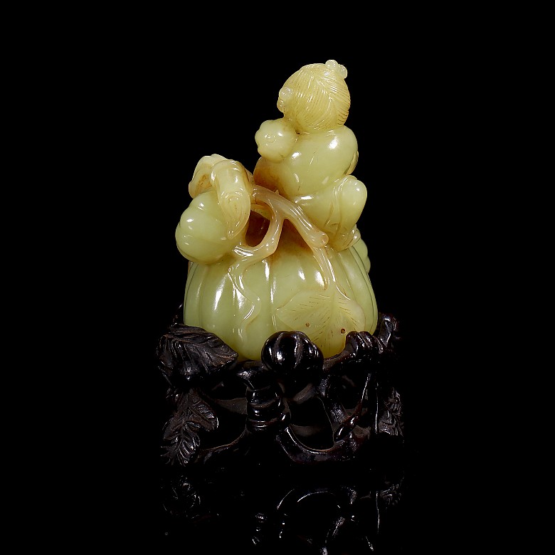 Yellow jade figurine “Girl with pumpkins”, Republic of China