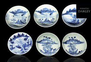 Small porcelain dishes, blue and white, Qing dynasty