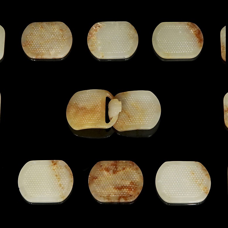 White jade belt plaques, Han Dynasty (206 b.C - 220 a.C)