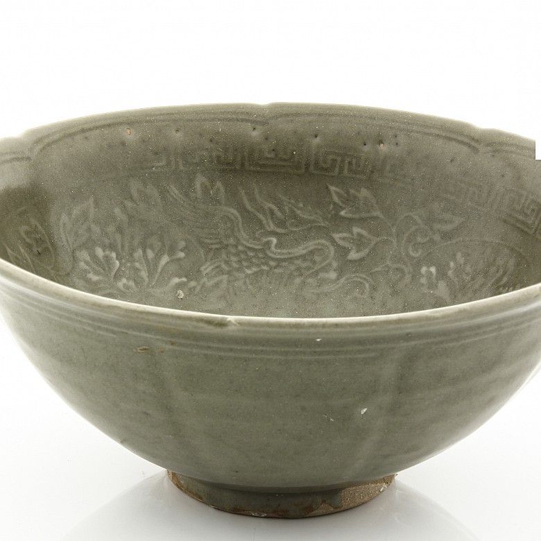 Yuan style ceramic bowl.