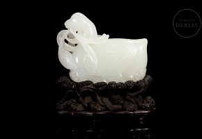 Carved jade figurine ‘Duck and Lotus’, Qing dynasty