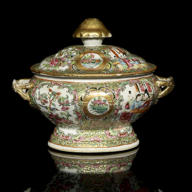 Porcelain enamelled tureen, Canton, 20th century - 2