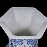 Hexagonal ‘Sanduo’ blue and white glazed vase, with Qianlong seal