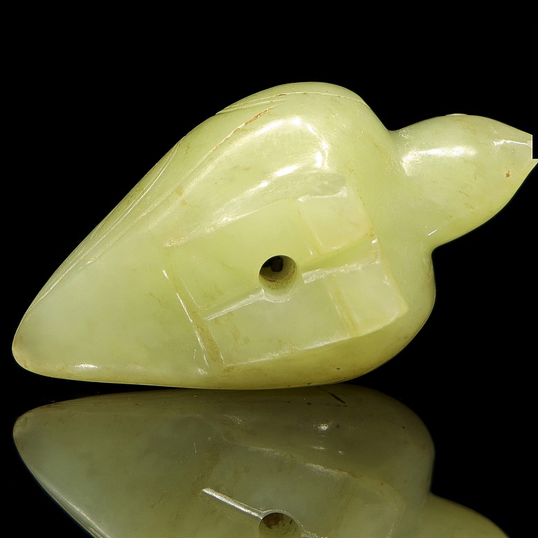 Carved jade bird, Western Zhou dynasty