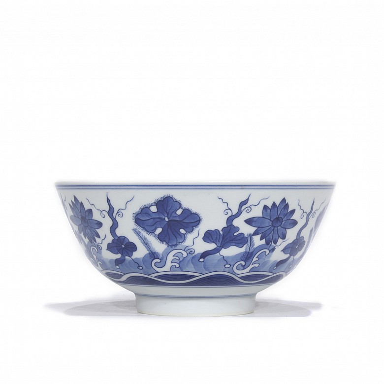 Cuenco de porcelana china, S.XX