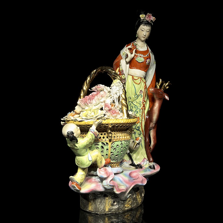 Chinese porcelain enamelled lady, 20th century