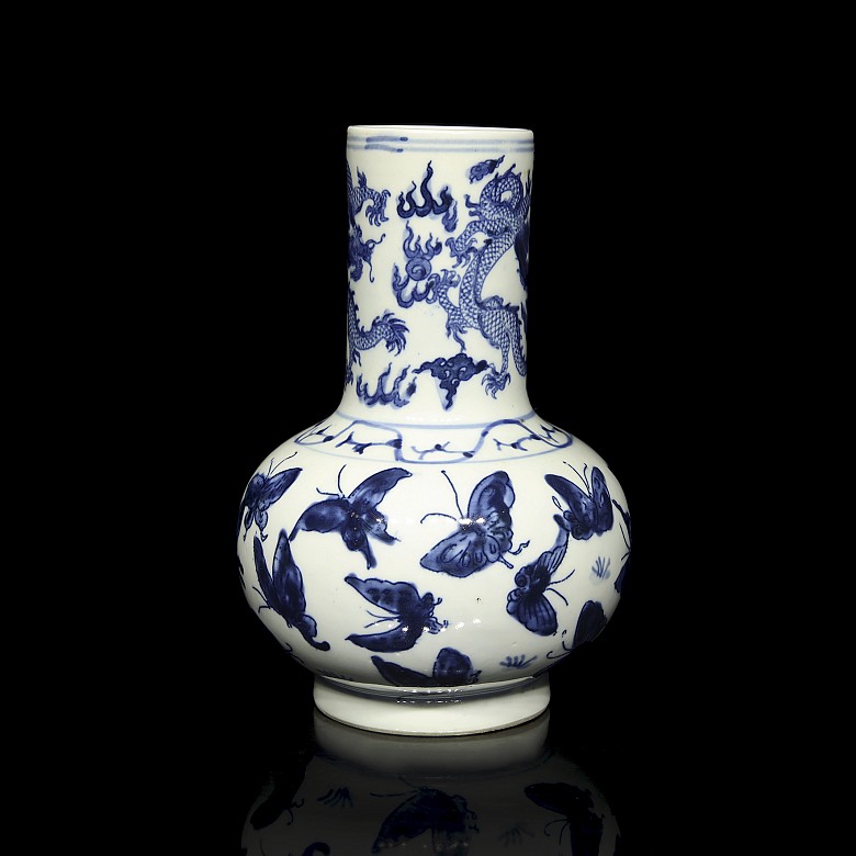 Porcelain vase “Dragons and butterflies” with mark Kangxi