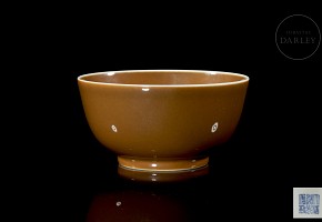 Glazed porcelain bowl, Qing Dynasty