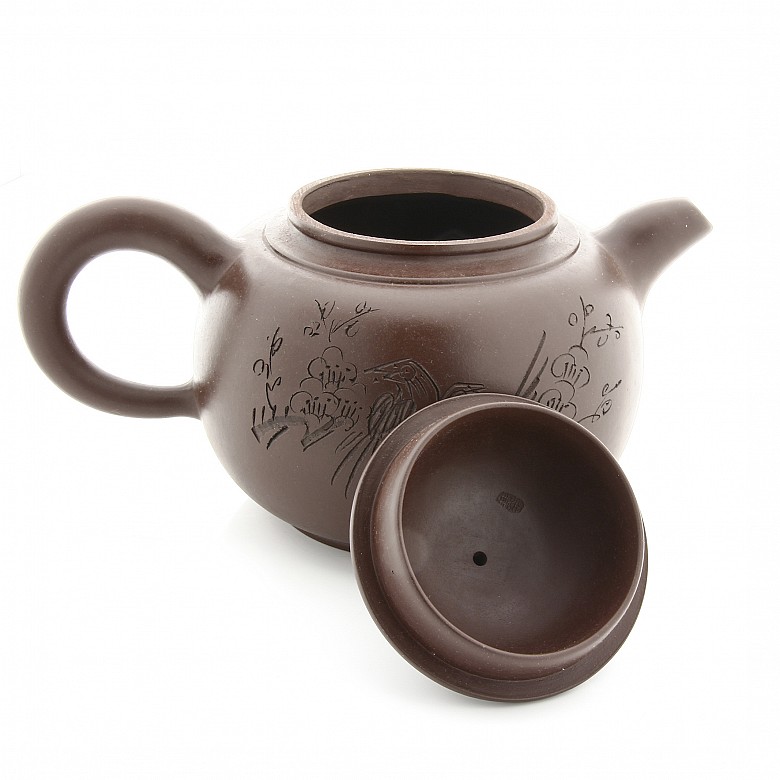 Big clay teapot, Yixing.