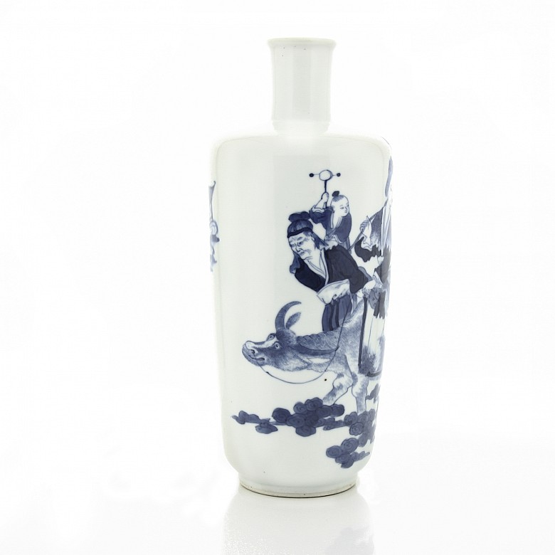 A chinese porcelain vase, blue and white, 20th century