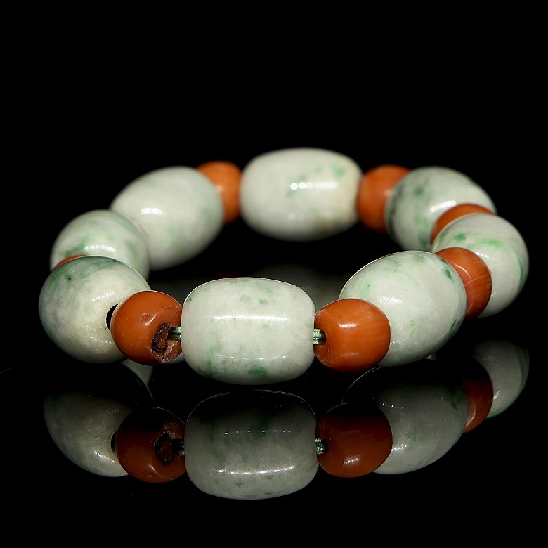 Jadeite bead bracelet, Qing dynasty