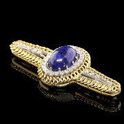 Yellow and white gold brooch with diamonds and lapis lazuli