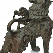 León guardián de bronce, Nepal, S.XIX