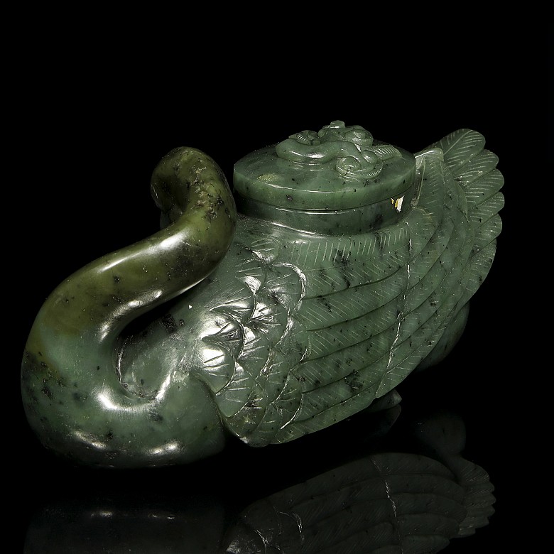 Swan-shaped jade vessel, 19th-20th century