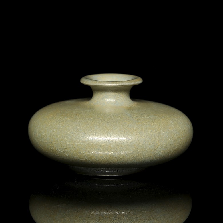 Small glazed ceramic water vase, Song style