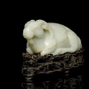 Carved jade figurine “Ram” with wooden base, Qing dynasty