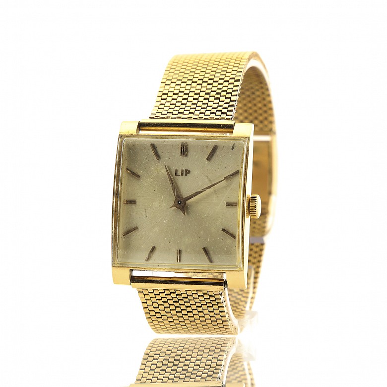 Vintage ‘Lip’ watch in 18kt yellow gold