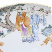 Pink family porcelain plate, with Daoguang seal.