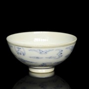 Small porcelain cup ‘Bats’, with Yongzheng mark