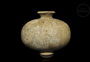 Ceramic “Cocoon” jar, Han style