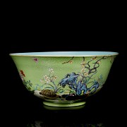 Porcelain enamelled bowl with engraved background, with Qianlong seal