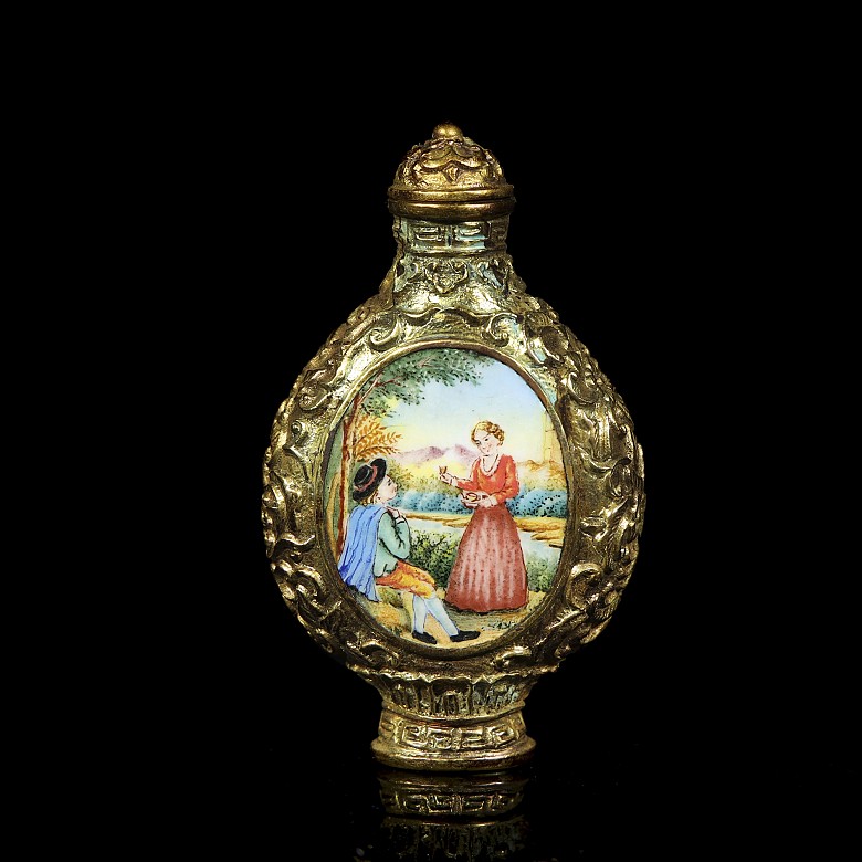 Snuff bottle ‘Gallant Scene’, with Qianlong brand name