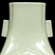 Celadon porcelain ‘Hu’ vase, with Tongzi mark