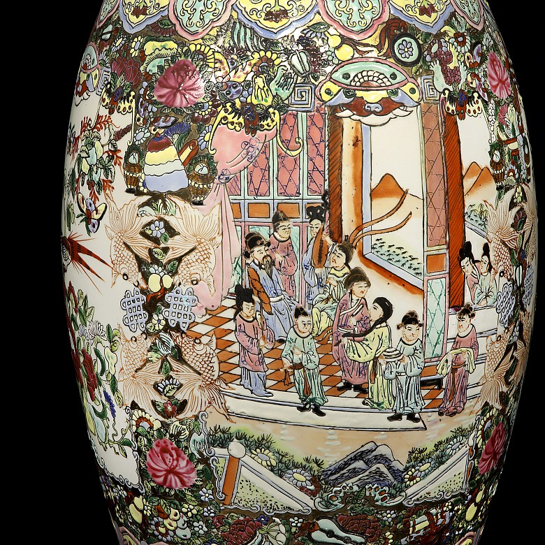 Cantonese enameled vase with palace scenes, 20th century