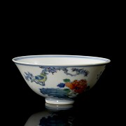 Doucai “Flowers and Birds” bowl, Qing Dynasty