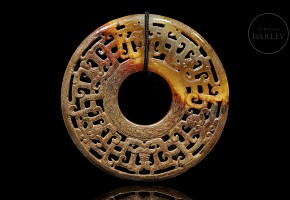 Carved jade disc, Eastern Han dynasty