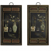 Pair of lacquered wood panels with jade, Qing dynasty.