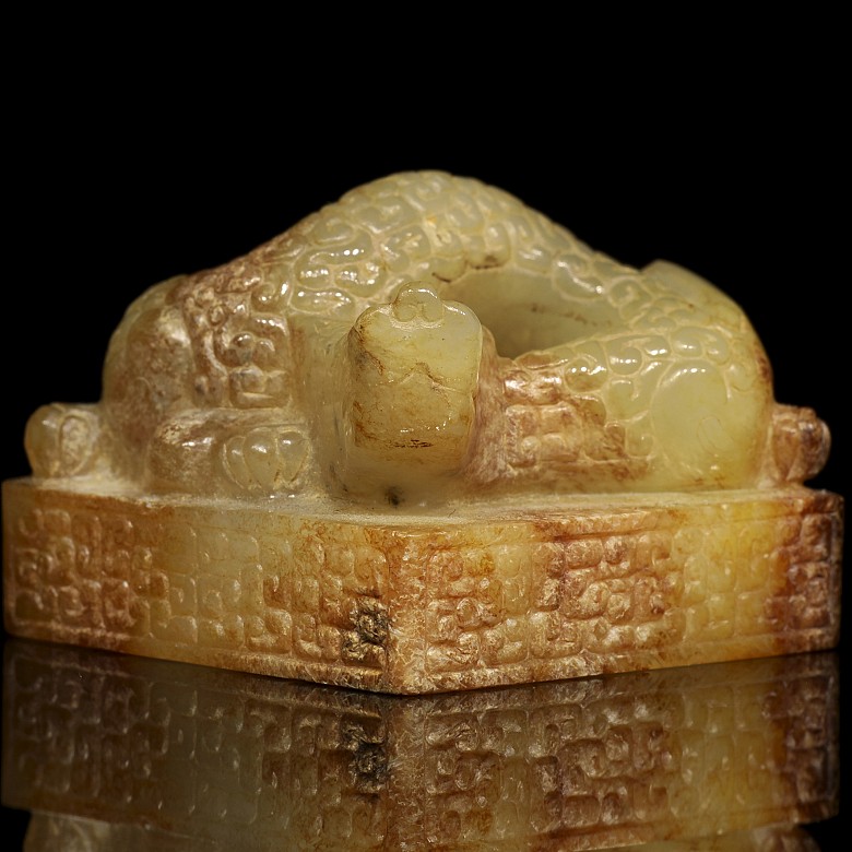 Carved jade seal ‘Dragon’, Han dynasty