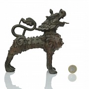 Bronze guardian lion, Nepal, 19th century