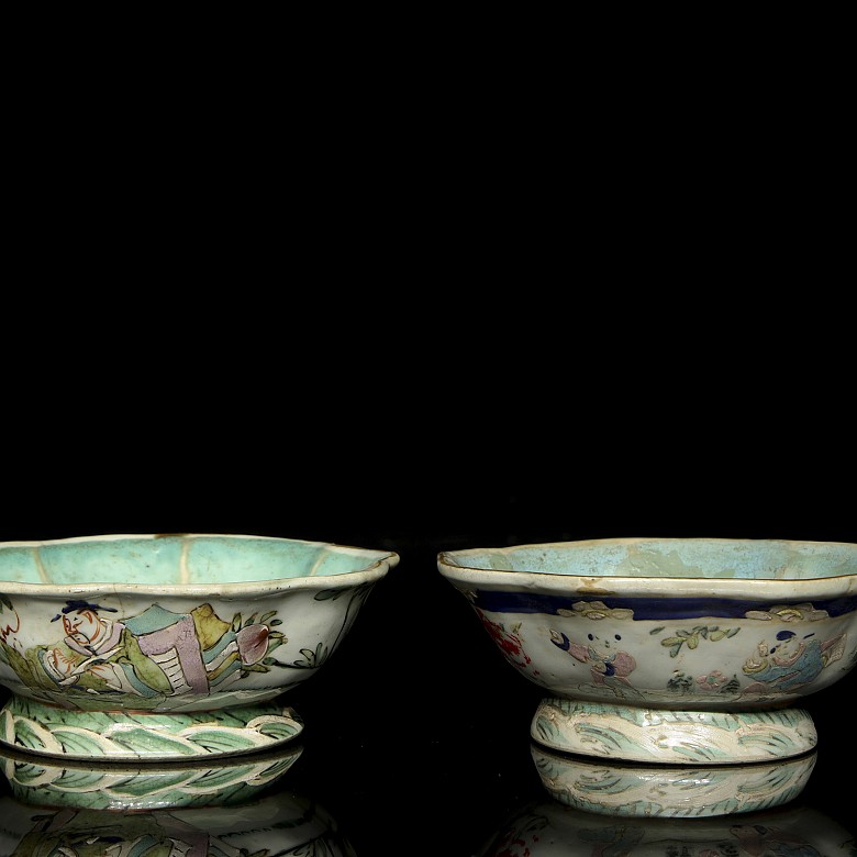 Two enamelled bowls ‘Flores’ 19th century