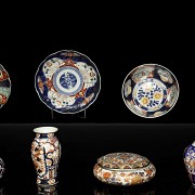 Group of Japanese Imari porcelain